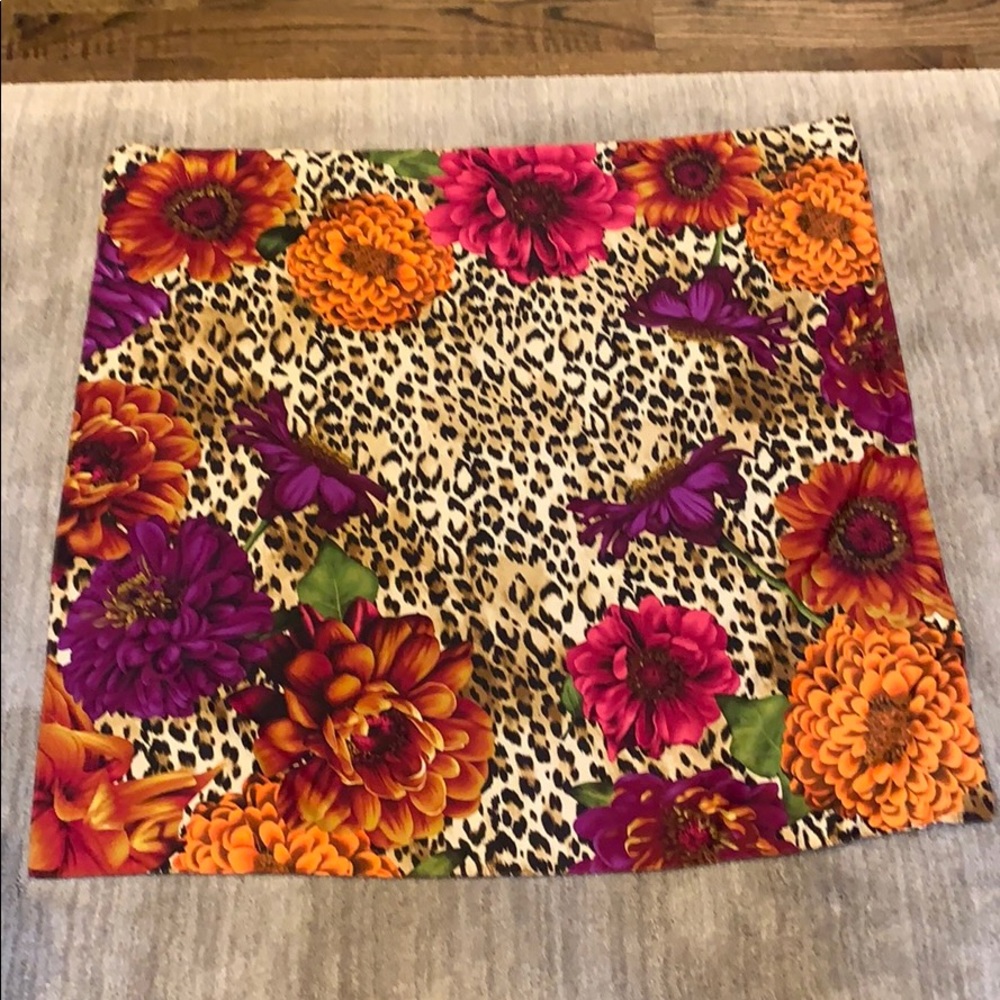 Echo square scarf floral. EUC!